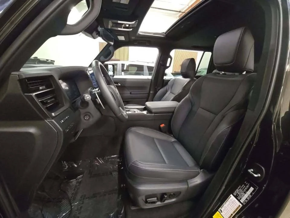 2026 Lexus GX 3rd Gen - Image 6 of 9