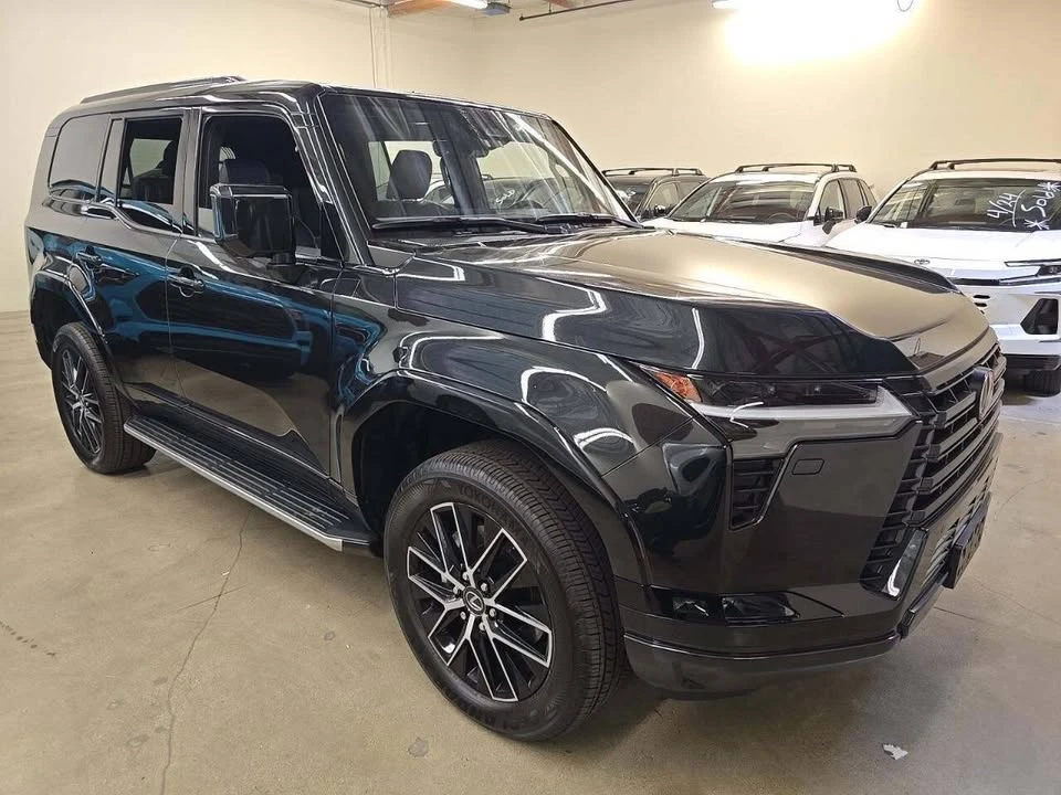 2026 Lexus GX 3rd Gen - Image 4 of 9