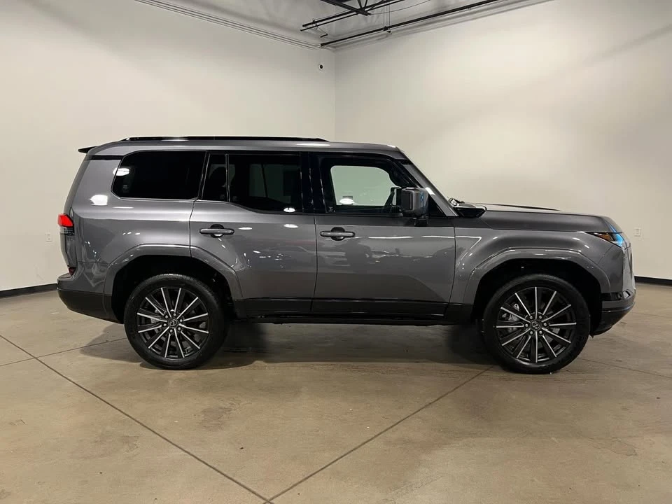 2026 Lexus GX 3rd Gen - Image 5 of 20