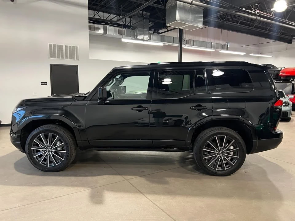2026 Lexus GX 3rd Gen - Image 2 of 20