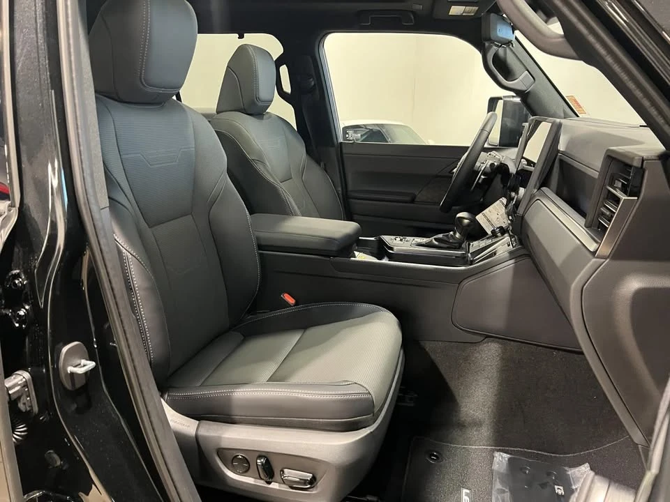 2026 Lexus GX 3rd Gen - Image 14 of 20