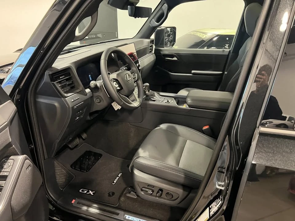 2026 Lexus GX 3rd Gen - Image 8 of 20