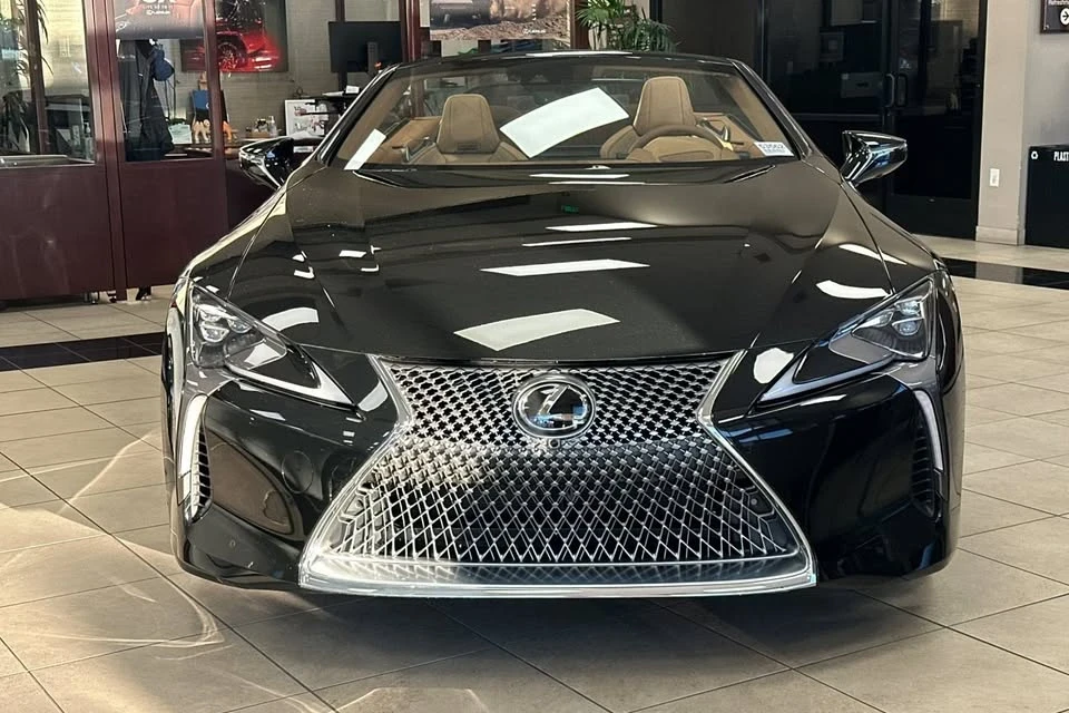 2026 Lexus LC - Image 4 of 18