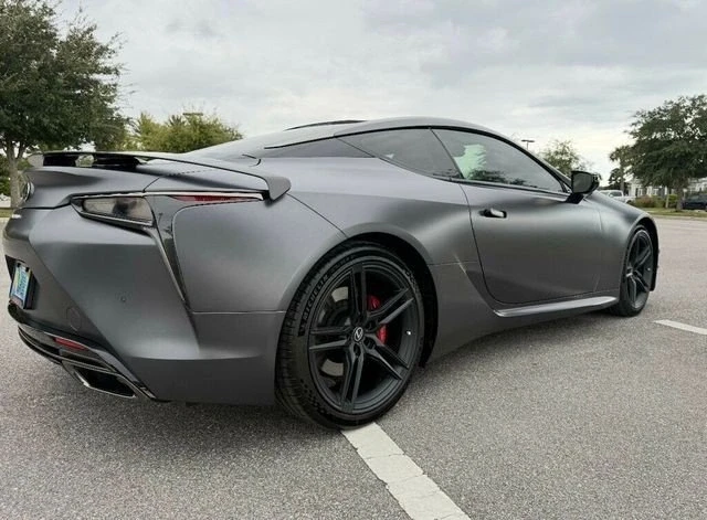 2026 Lexus LC - Image 8 of 20