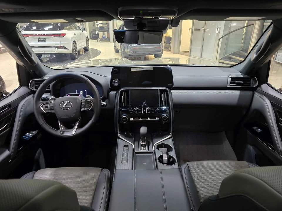 2026 Lexus LX 4th Gen - Image 12 of 20