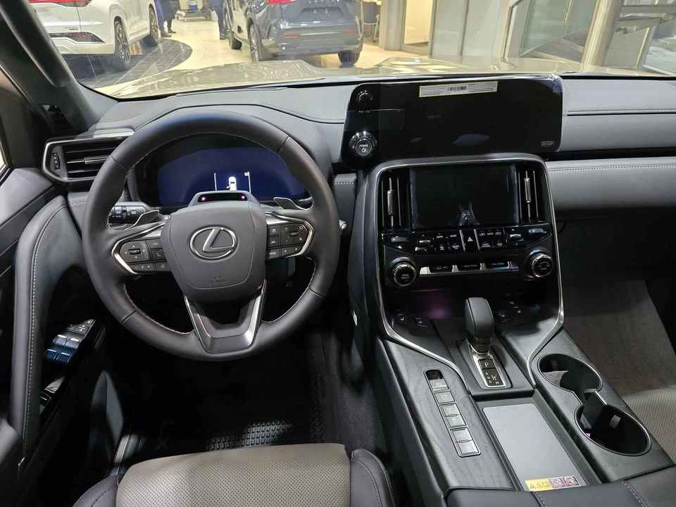 2026 Lexus LX 4th Gen - Image 13 of 20