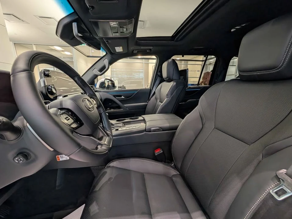 2026 Lexus LX 4th Gen - Image 3 of 8