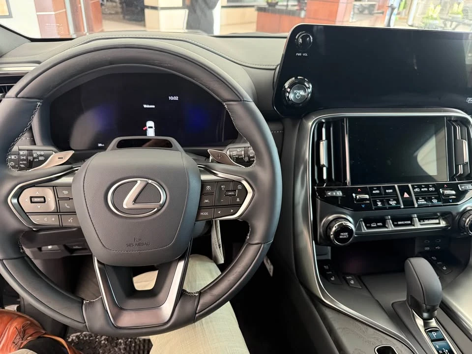2026 Lexus LX 3rd Gen - Image 5 of 6