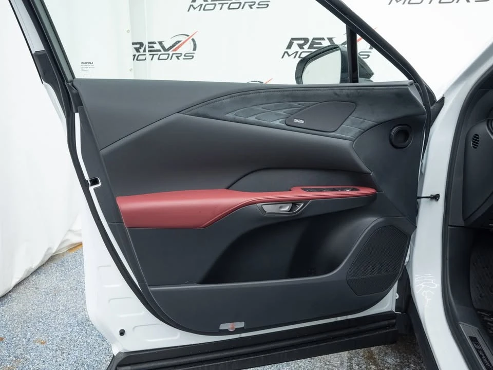 2026 Lexus RX 5th Gen - Image 15 of 20