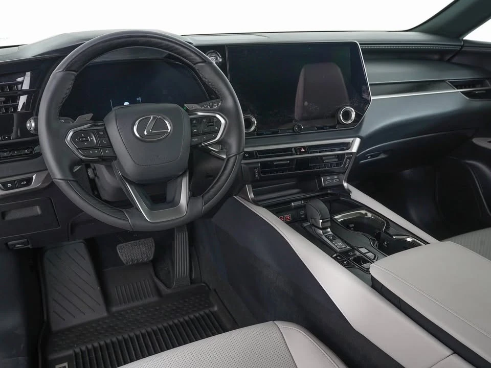 2026 Lexus RX 5th Gen - Image 8 of 11