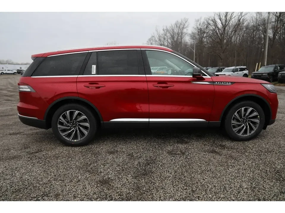 2026 Lincoln Aviator 2nd Gen - Image 7 of 20