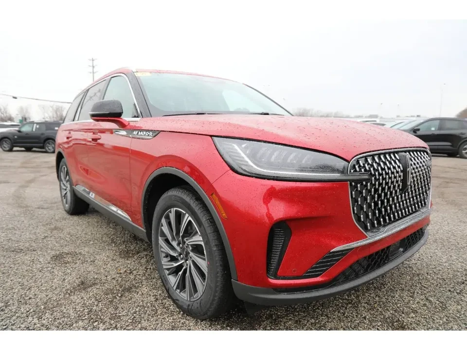2026 Lincoln Aviator 2nd Gen - Image 9 of 20
