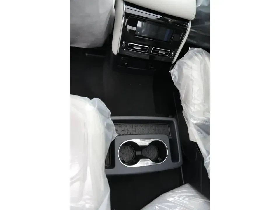 2026 Lincoln Aviator 2nd Gen - Image 15 of 20