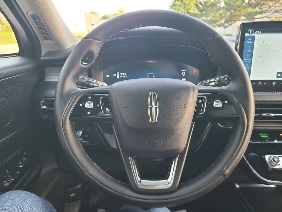 2026 Lincoln Corsair - Image 23 of 27