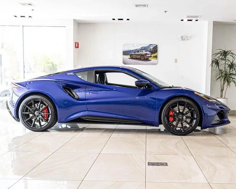 2026 Lotus Emira - Image 7 of 19