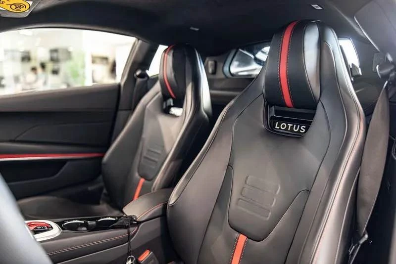 2026 Lotus Emira - Image 12 of 19