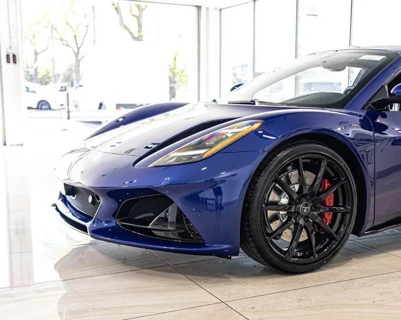 2026 Lotus Emira - Image 5 of 19