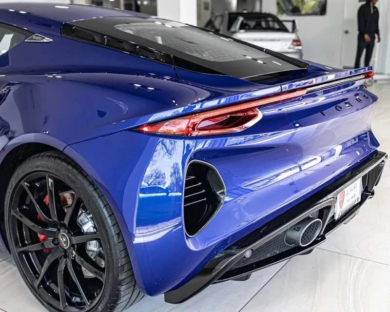 2026 Lotus Emira - Image 10 of 19