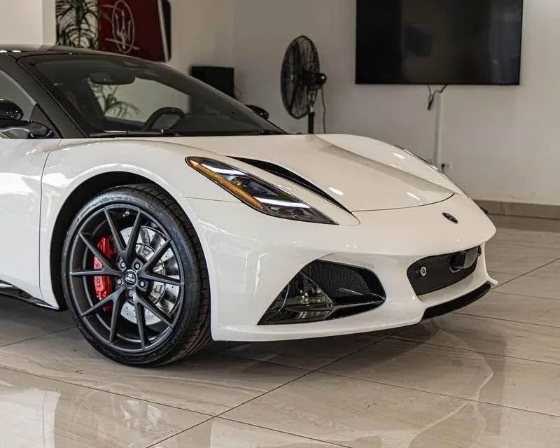 2026 Lotus Emira - Image 4 of 19