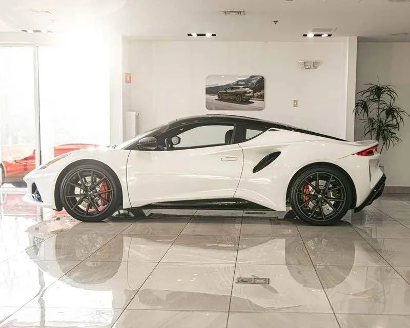 2026 Lotus Emira - Image 6 of 19