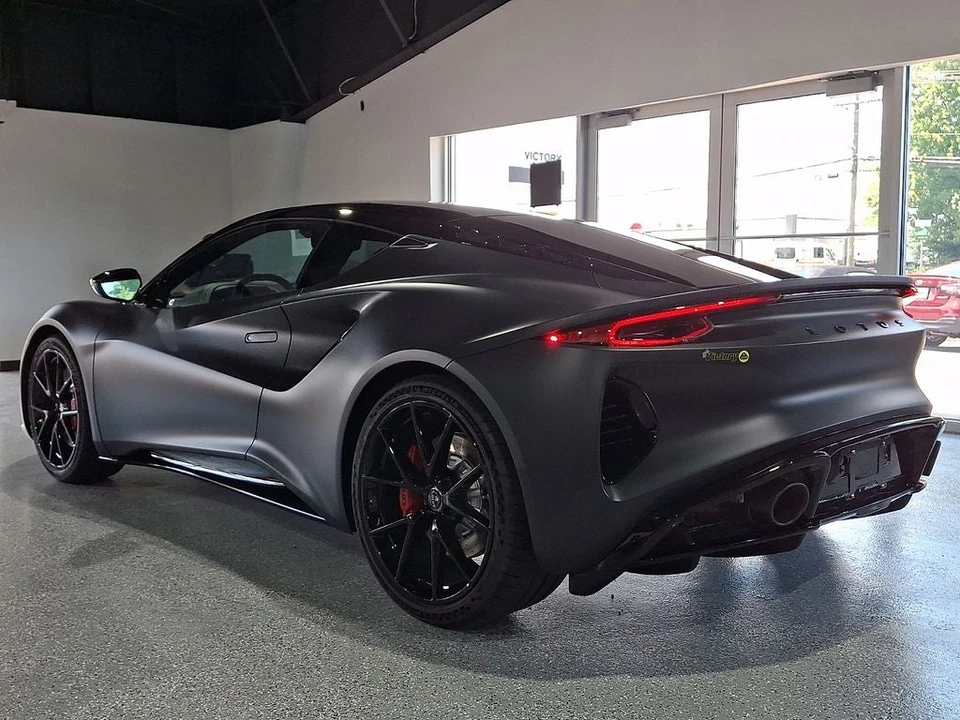 2026 Lotus Emira - Image 4 of 31