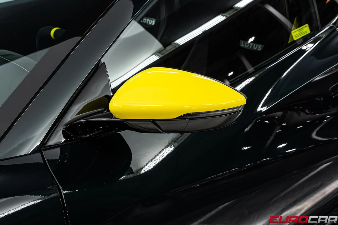 2026 Lotus Emira - Image 14 of 31