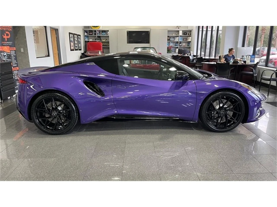 2026 Lotus Emira - Image 5 of 31