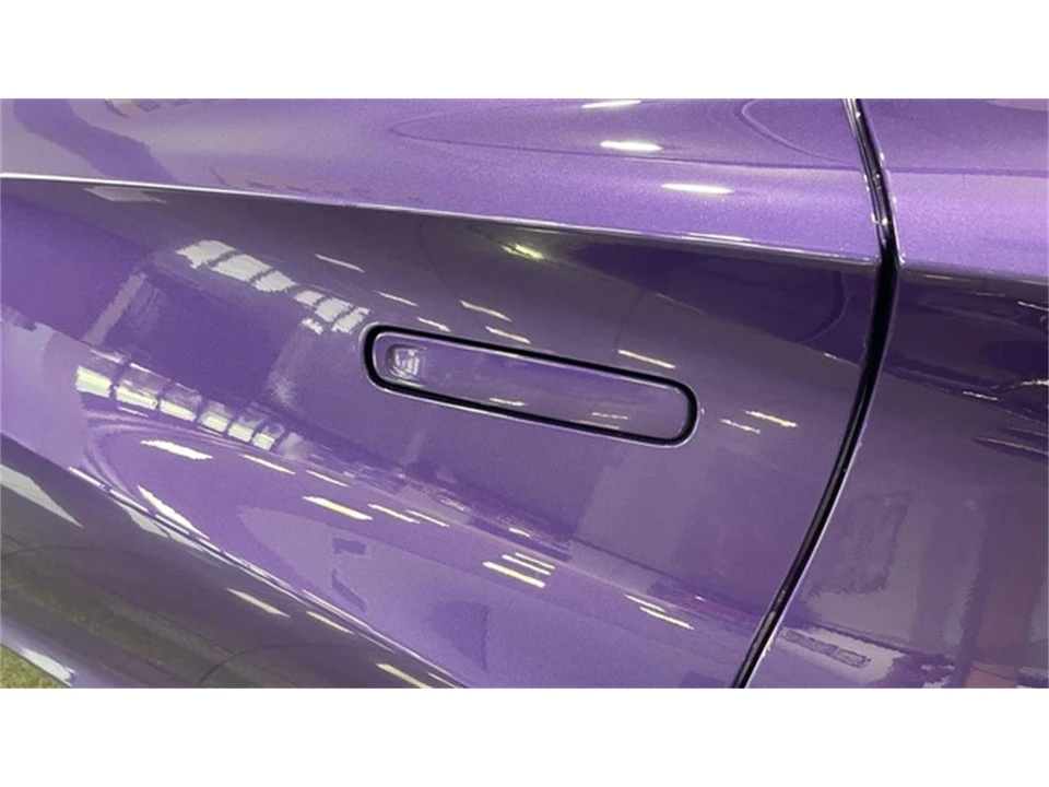 2026 Lotus Emira - Image 15 of 31