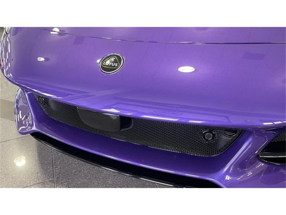 2026 Lotus Emira - Image 13 of 31