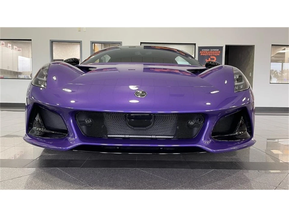 2026 Lotus Emira - Image 7 of 31