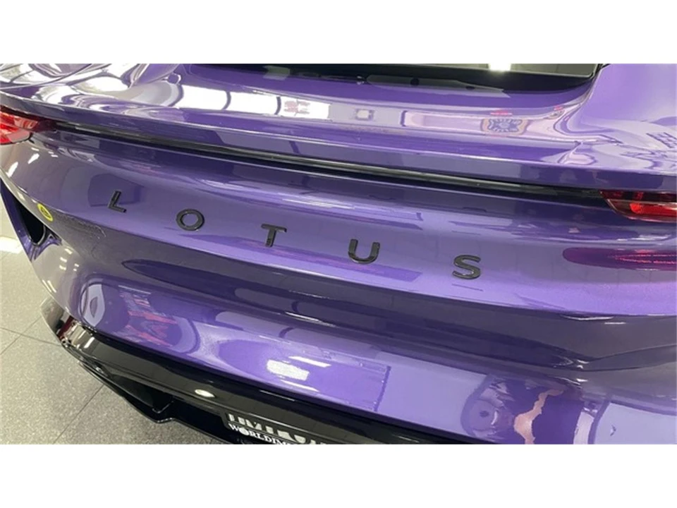 2026 Lotus Emira - Image 22 of 31