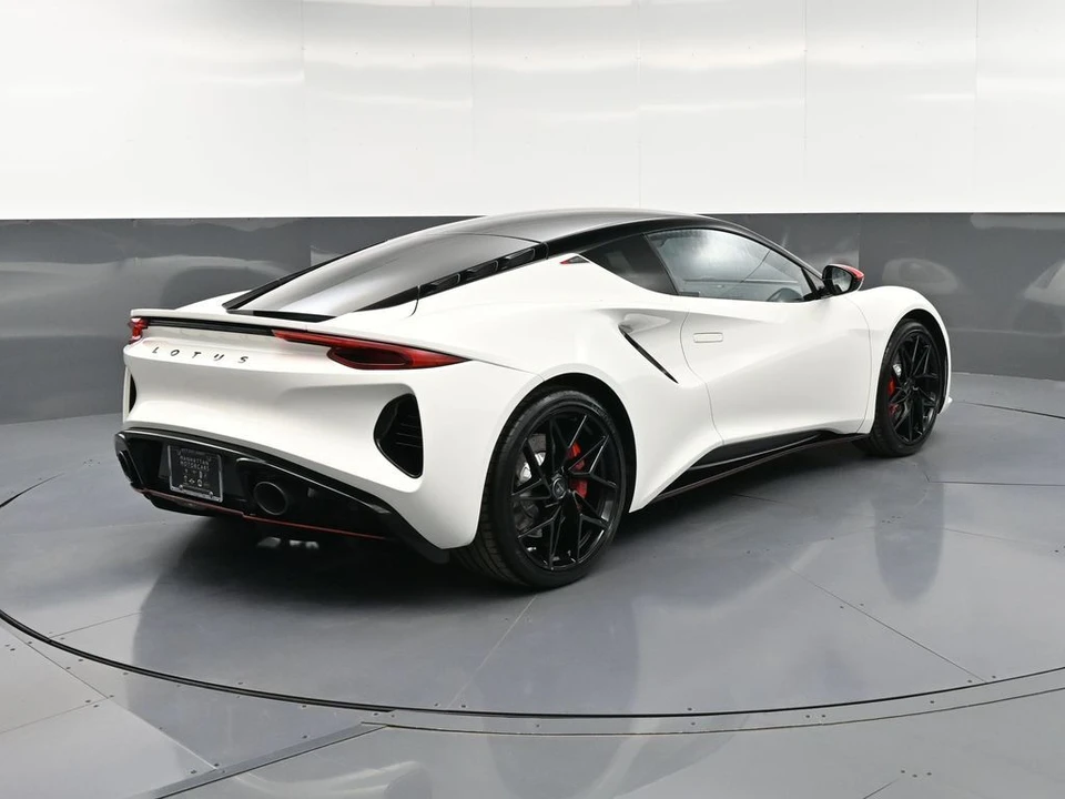 2026 Lotus Emira - Image 8 of 31