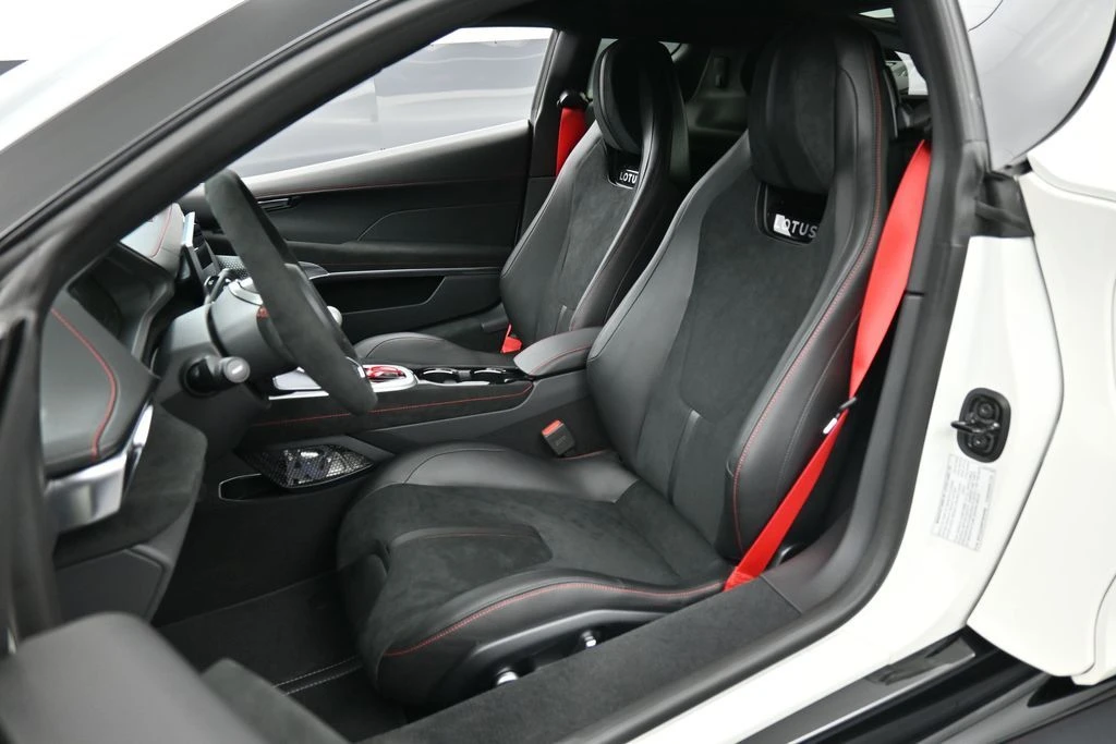 2026 Lotus Emira - Image 5 of 31
