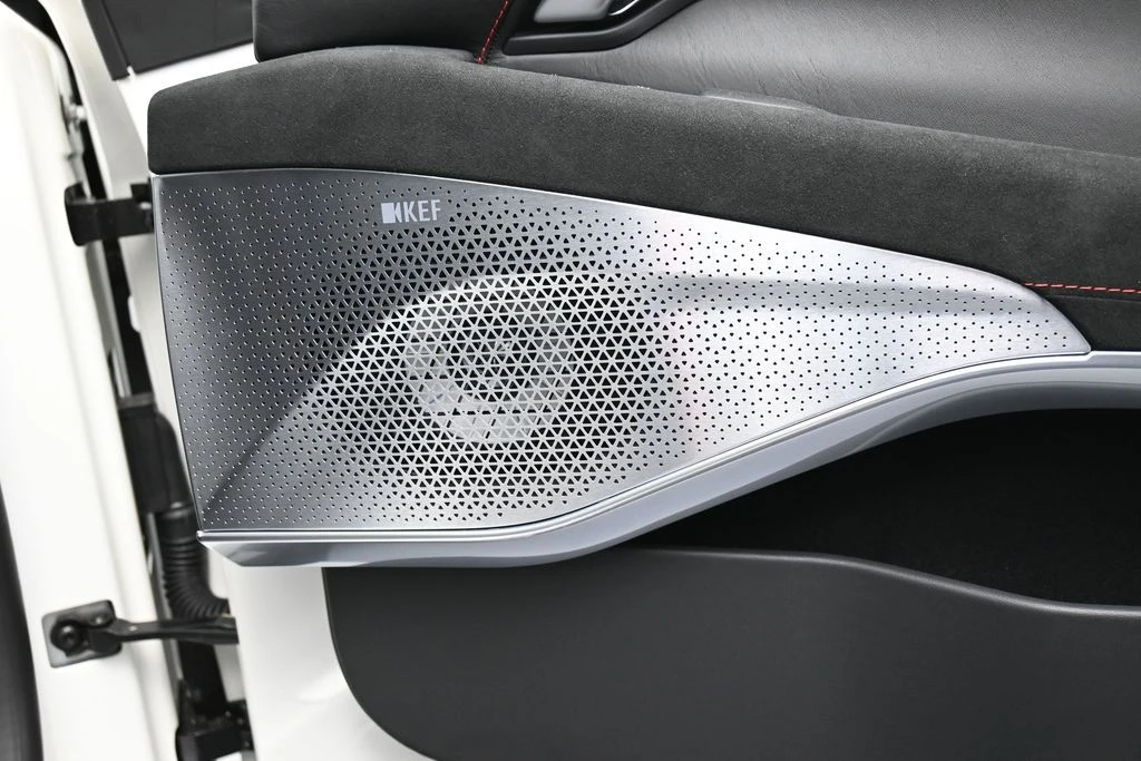 2026 Lotus Emira - Image 25 of 31