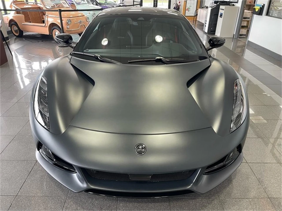 2026 Lotus Emira - Image 7 of 31