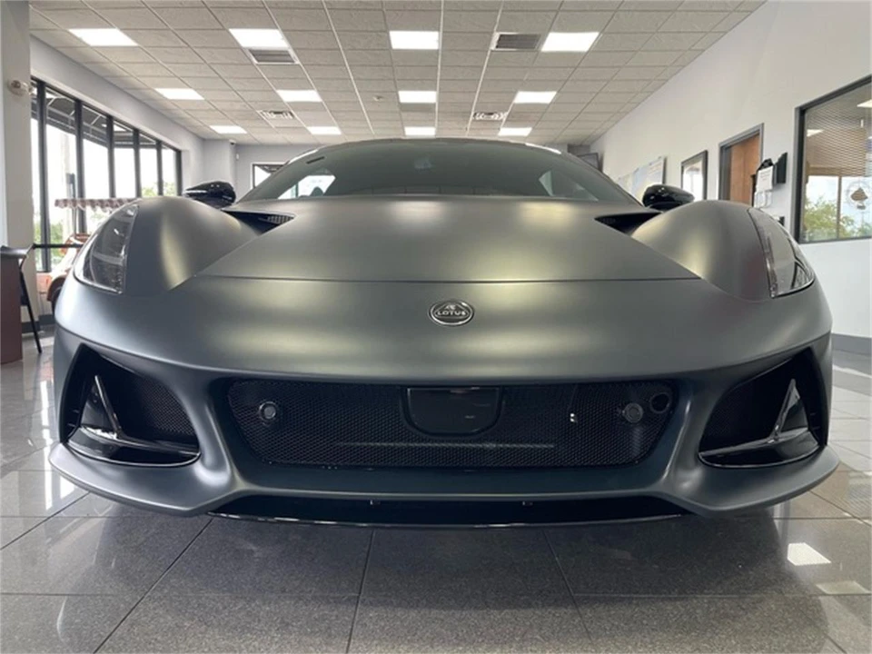 2026 Lotus Emira - Image 9 of 31
