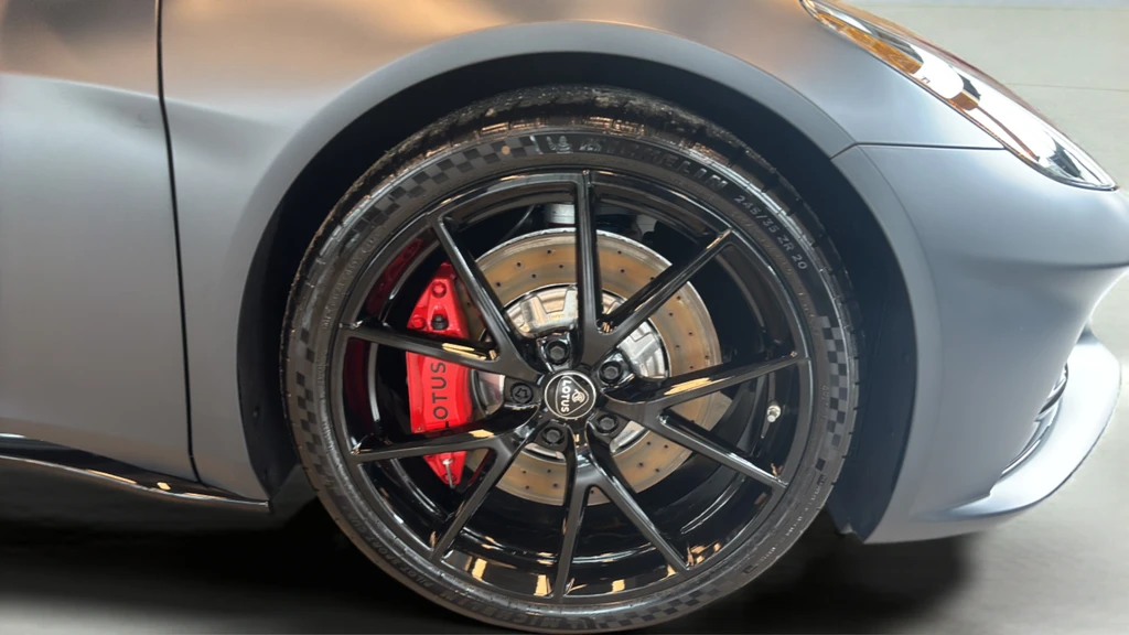 2026 Lotus Emira - Image 14 of 23