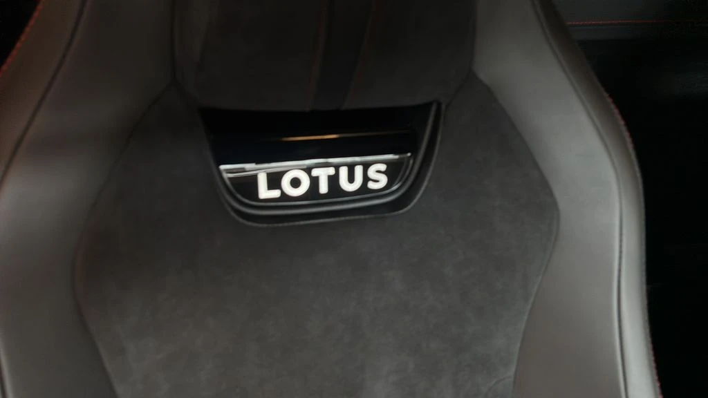 2026 Lotus Emira - Image 15 of 23