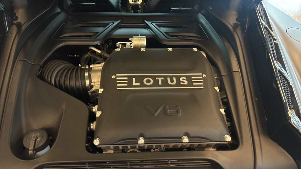 2026 Lotus Emira - Image 19 of 23