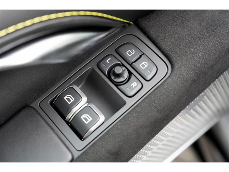 2026 Lotus Emira - Image 12 of 12