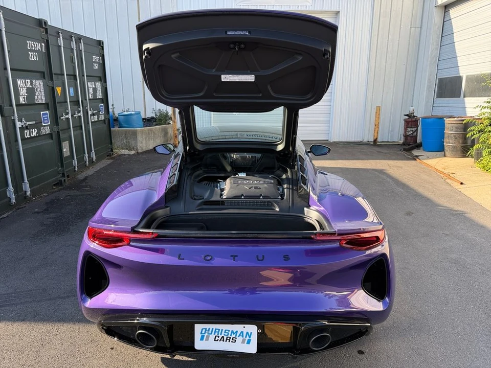 2026 Lotus Emira - Image 25 of 27