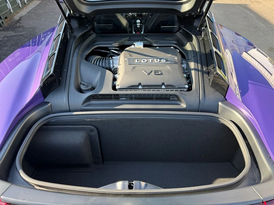 2026 Lotus Emira - Image 24 of 27