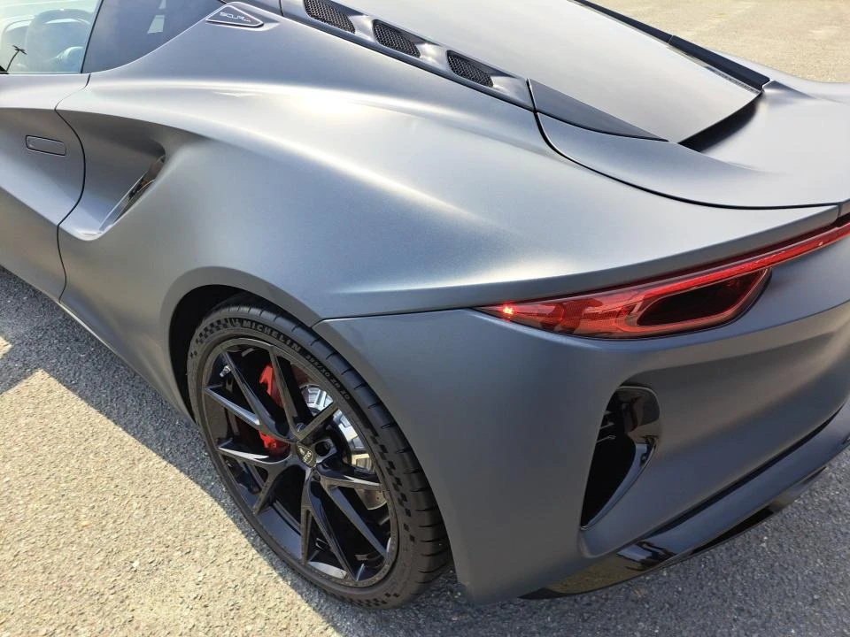 2026 Lotus Emira - Image 20 of 31
