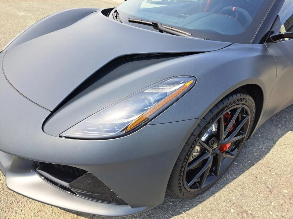 2026 Lotus Emira - Image 23 of 31
