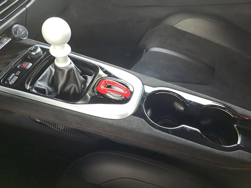 2026 Lotus Emira - Image 28 of 31
