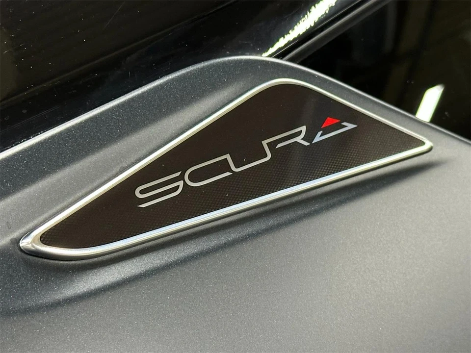 2026 Lotus Emira - Image 9 of 31