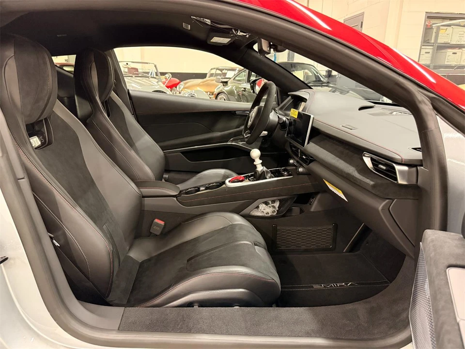 2026 Lotus Emira - Image 13 of 26