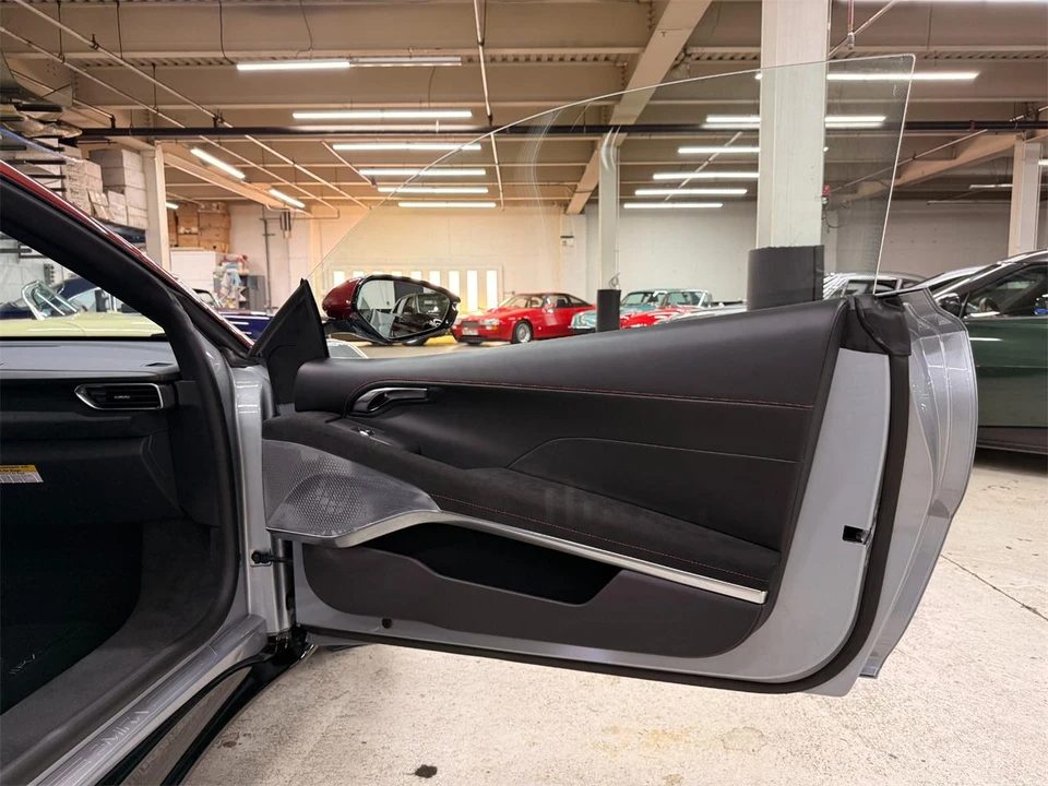 2026 Lotus Emira - Image 15 of 26