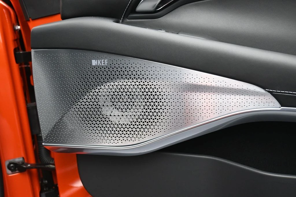 2026 Lotus Emira - Image 25 of 31