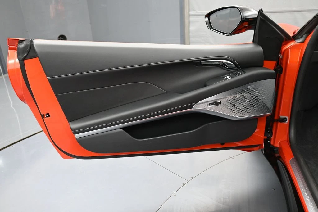 2026 Lotus Emira - Image 16 of 31